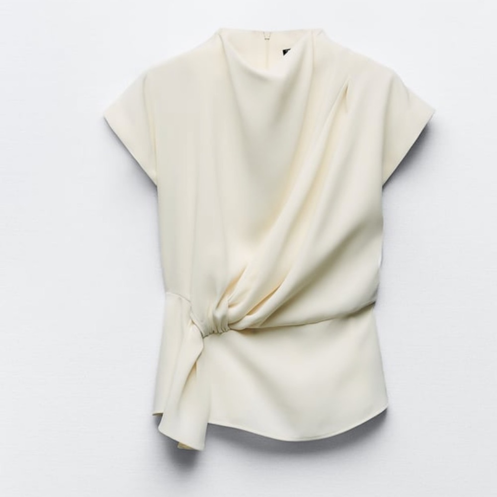 COPY - Ruched waist feminine crepe top in white NEW - Picture 3 of 5